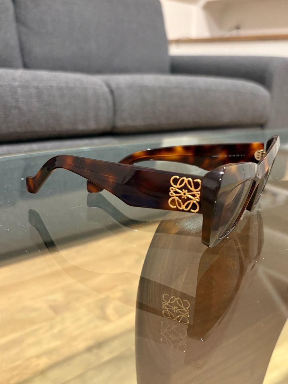 Loewe Tortoiseshell Brown & Gold Oversized Square Sunglasses - Picture 4 of 9